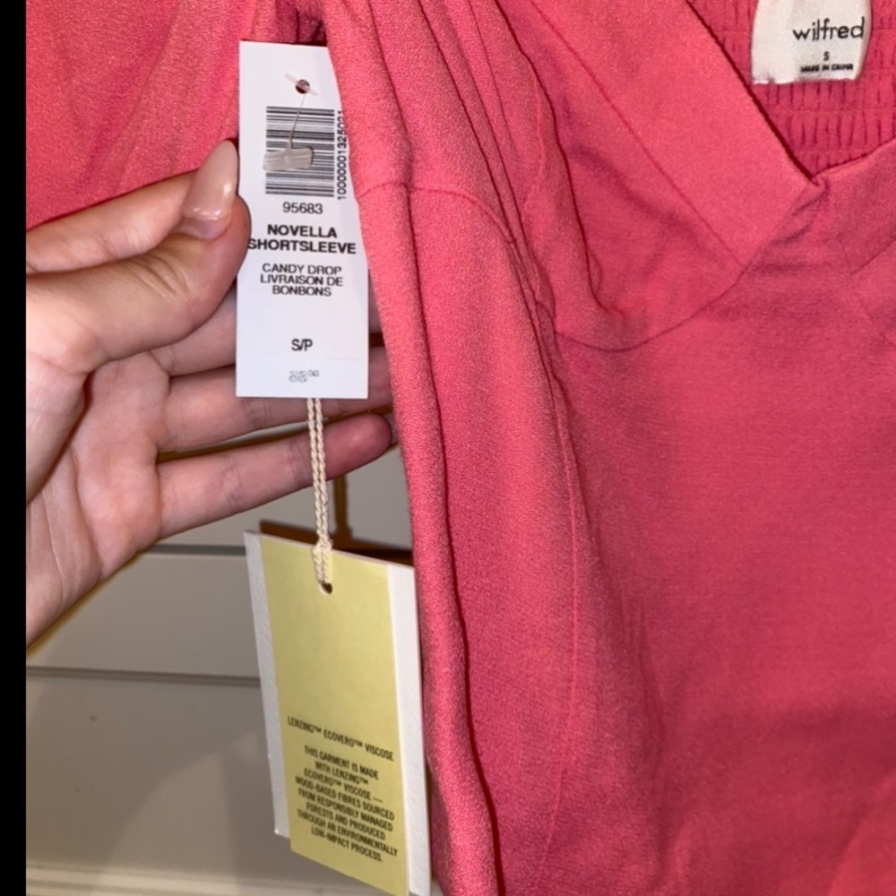 NWT Aritzia Wilfred Novella Blouse CANDY DROP pink - Picture 3 of 3